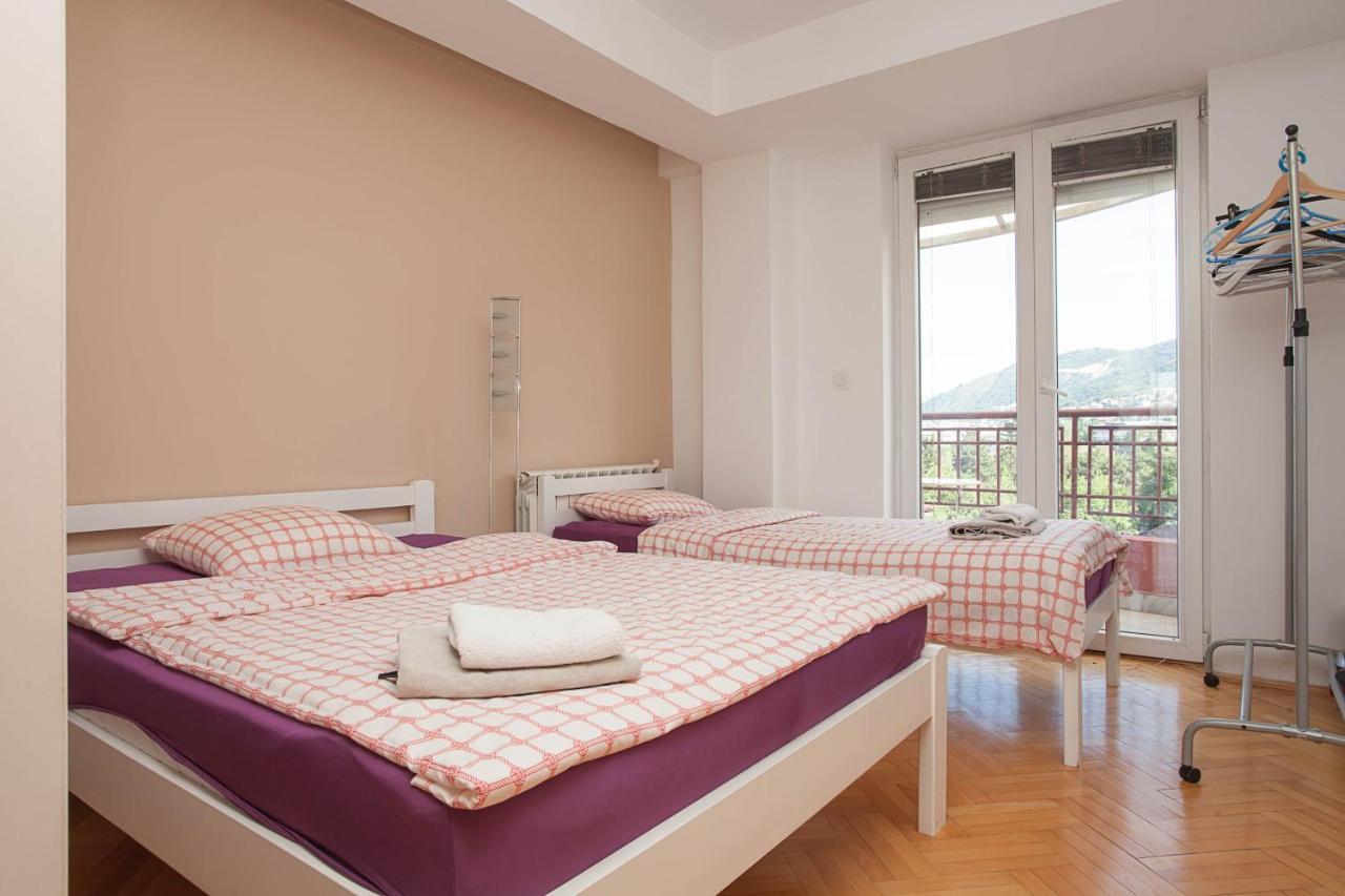 Red Apartment Σκόπια Εξωτερικό φωτογραφία